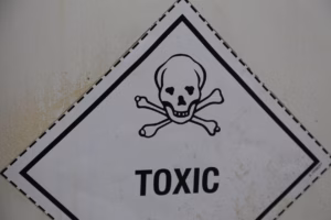 Toxic sign with skull