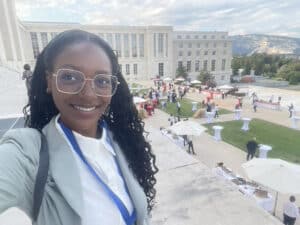 aminah-un-cour-dhonneur-geneva-inc52