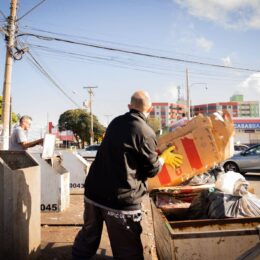 sorting recyclables in São Paulo
